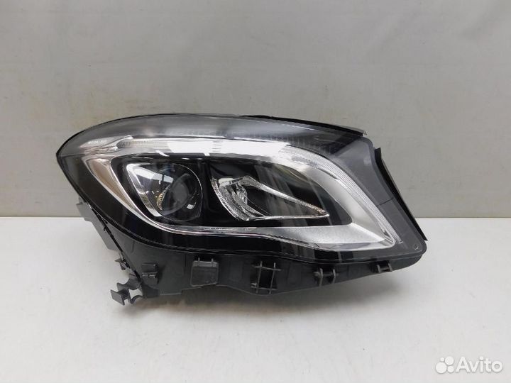 Фара правая Mercedes-Benz GLA-Class