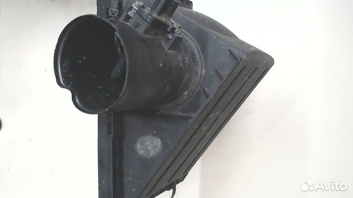 Измеритель потока воздуха Nissan Navara, 2010