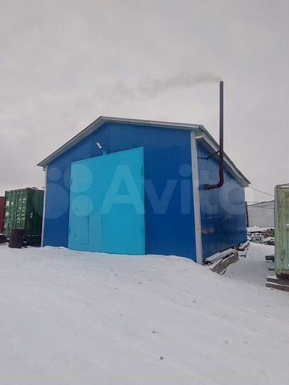 Гараж, > 30 м²