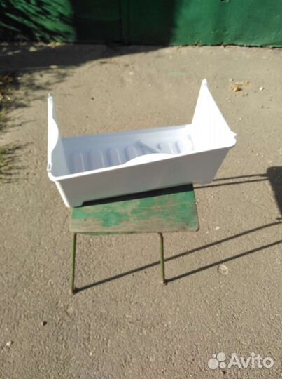 Ящик и полочки для холодильника