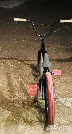 Трюковой велосипед bmx