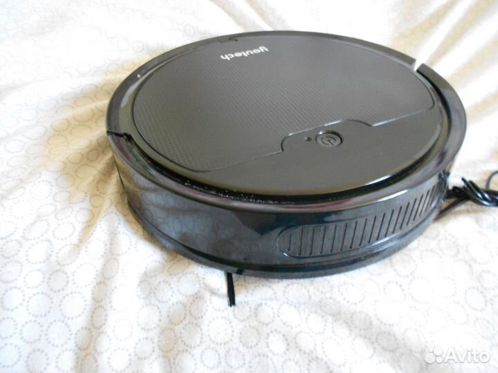 Робот-пылесос Vacuum+ Youtech