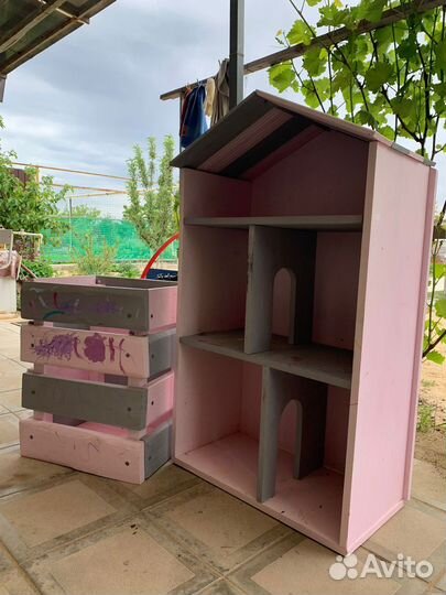 Большой кукольный домик