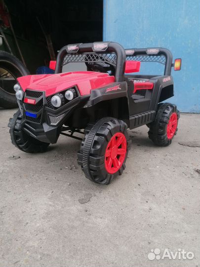 Детский электромобиль
