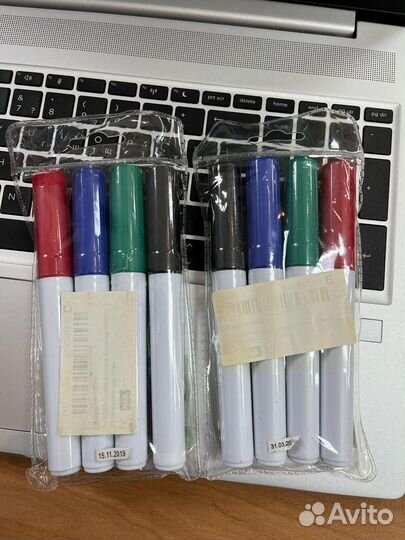 Маркеры по доске и бумаге