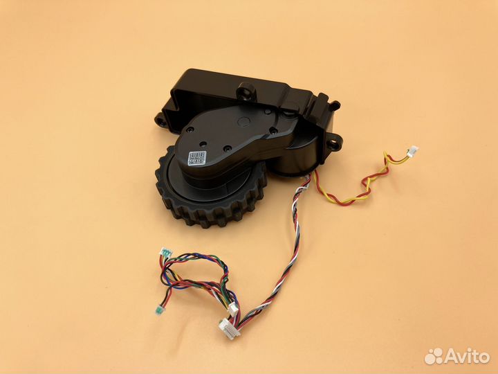 Колесо Xiaomi Mi Robot Vacuum-Mop P (R) черный