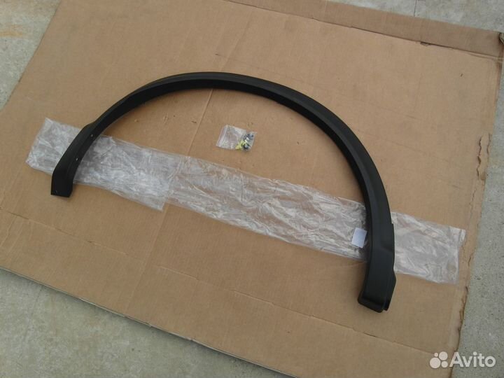 Молдинг крыла задний правый Nissan Qashqai J11 рес