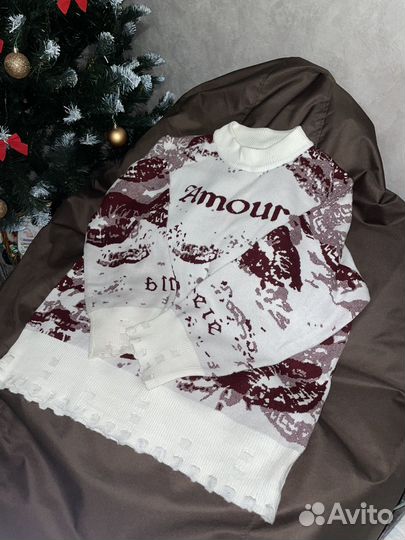 Свитер женский