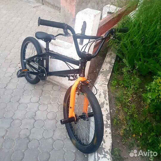 Трюковой велосипед bmx
