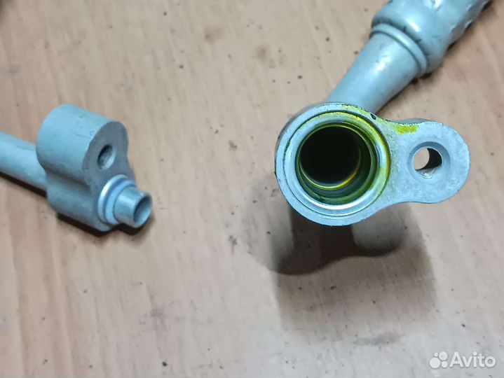 Трубка шланг кондиционера Опель Астра Н