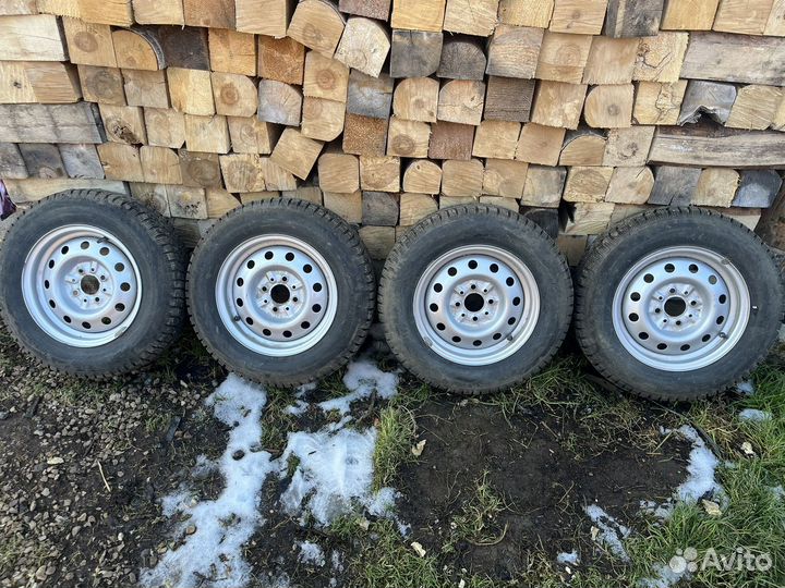 Комплект зимних колес r13