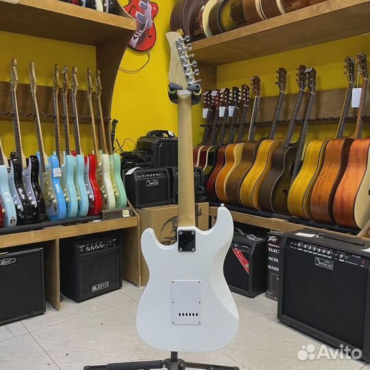 Электрогитара Terris TST-39 Stratocaster SSS White