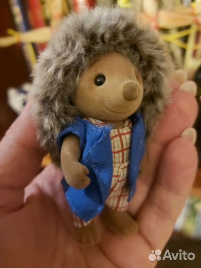 Sylvanian families Семья ёжиков 4 фигурки