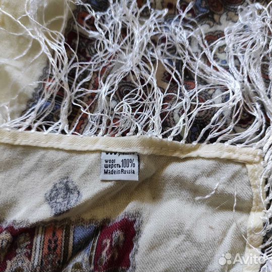 Павловопосадский шерстяной платок