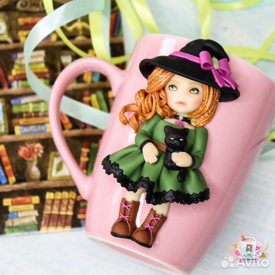 Кружка с декором из полимерной глины