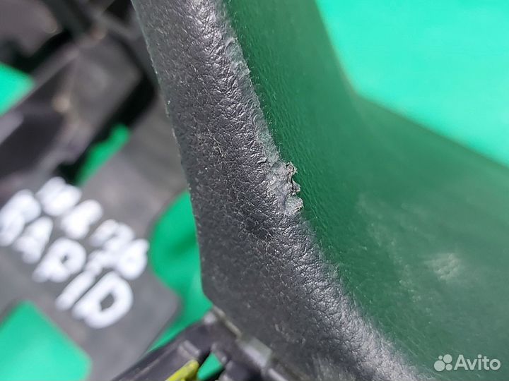 Торпедо Skoda Rapid 1 2012