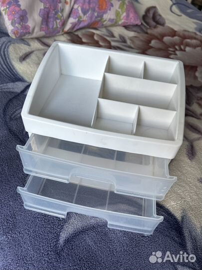 Контейнер для косметики