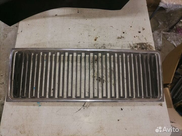 Решетка радиатора Volvo 740 дорест