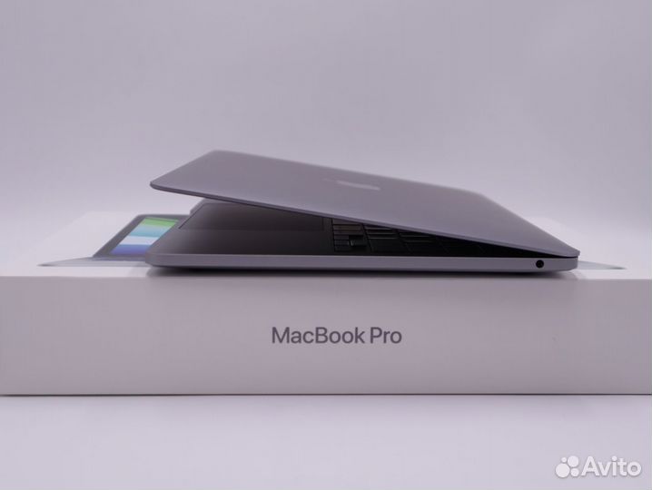 MacBook Pro 13 m2 8gb 512gb