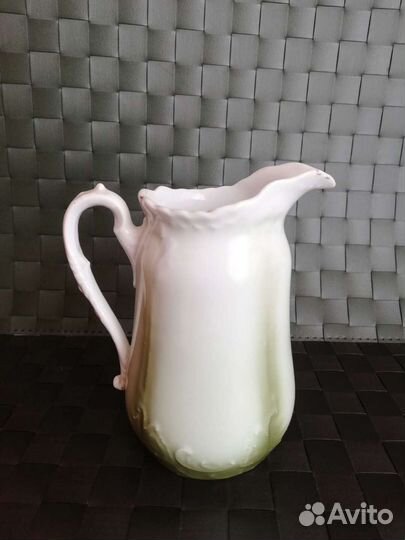 Молочник 19 века. Фабрика М. С. Кузнец