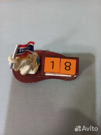 Книга Вечный календарь из Тайланда сувенир