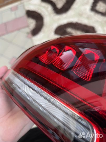 Фонарь левый GLE