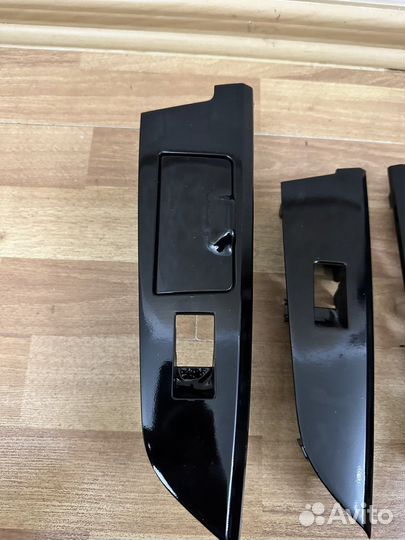 Land Cruiser 200 Накладка обшивки двери