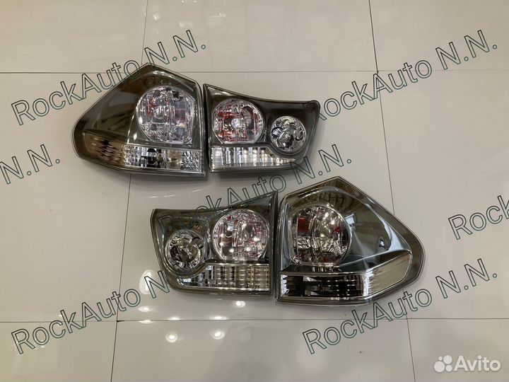 Фонарь задний (комплект) Lexus RX330