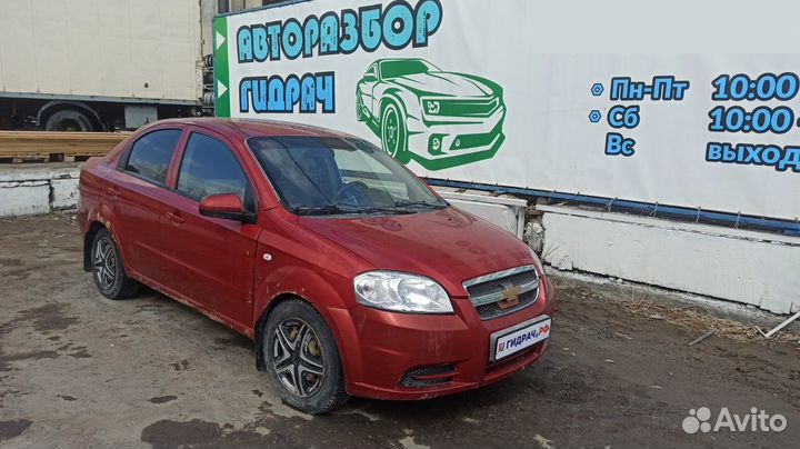 Фланец вентиляции картерных газов Chevrolet Aveo 9