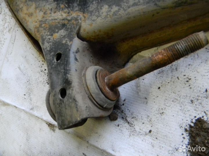 Рычаг передний правый Nexia 1995-2016