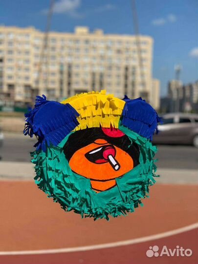 Пиньята Леон из Бравл Старс