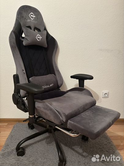 Компьютерное кресло