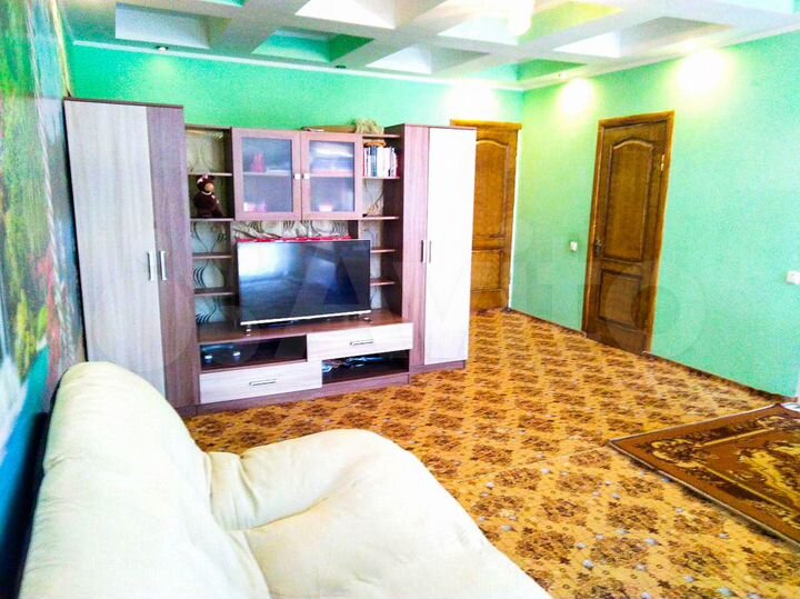 2-к. квартира, 70 м², 4/4 эт.