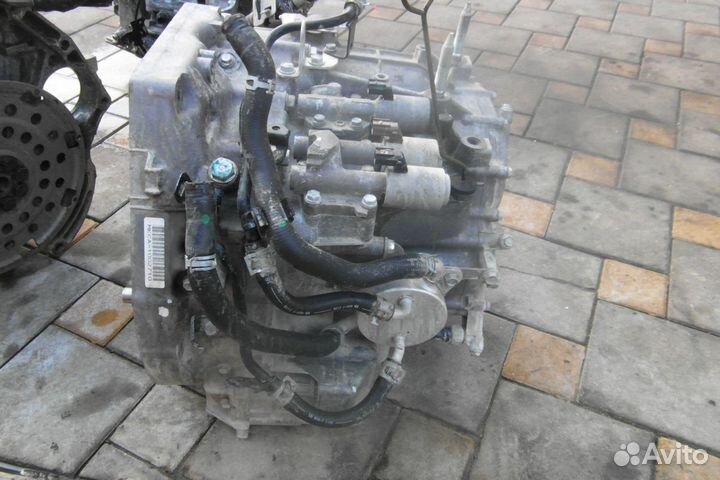 Honda Civic 9 5D R18Z4 коробка