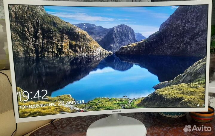 Монитор 32 samsung C32F391FW