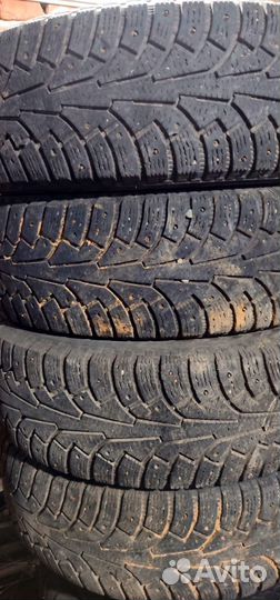 Nokian Tyres Hakkapeliitta 4 225/65 R17