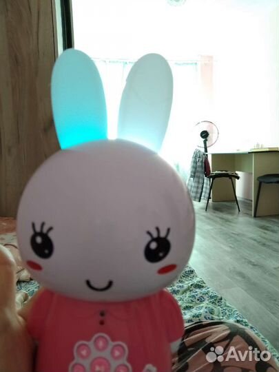 Игрушка Зайка Алило медовый