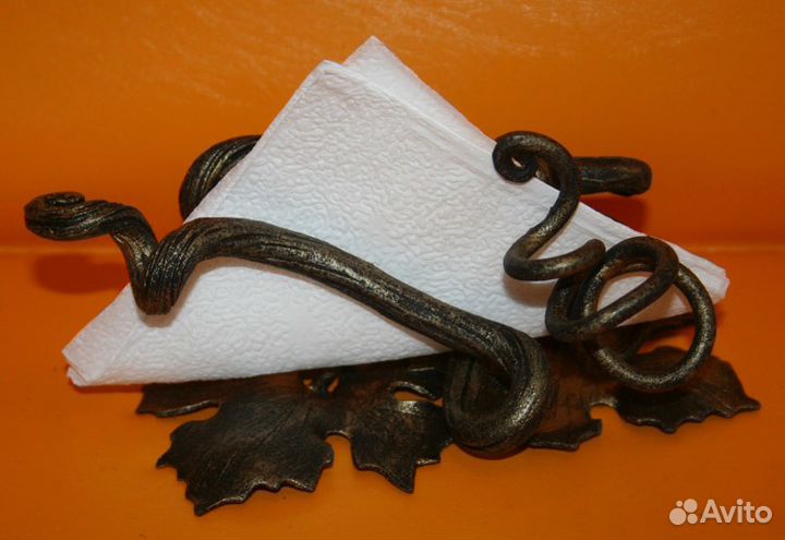 Кованая салфетница