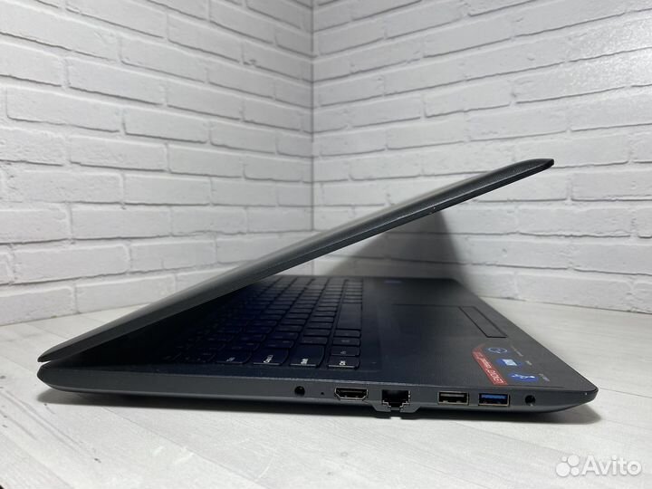 Ноутбук Lenovo IdeaPad/4ядра/SSD