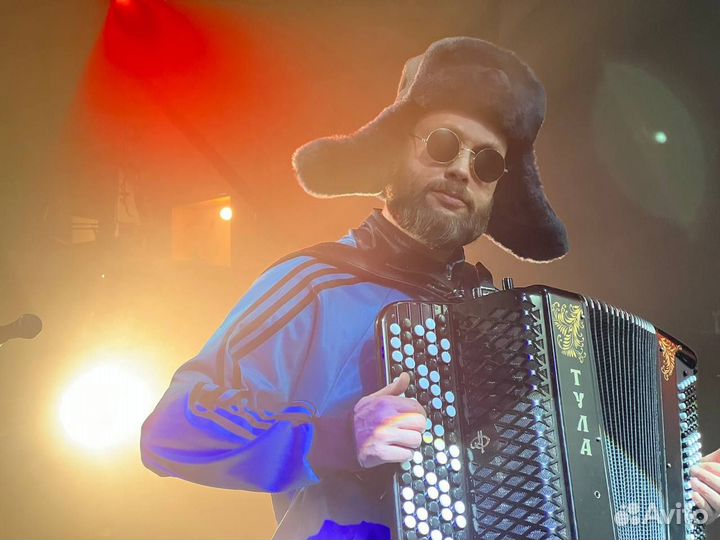 Баянист щеколда