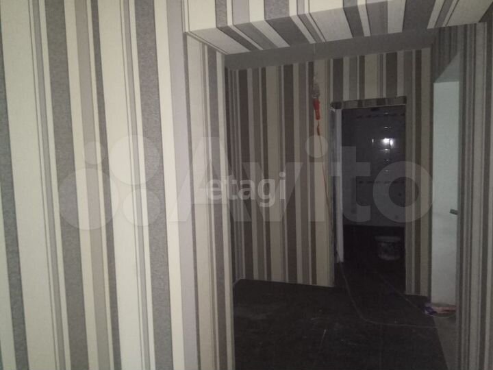 3-к. квартира, 94,3 м², 1/10 эт.