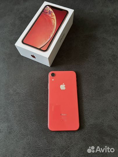 iPhone Xr, 64 ГБ