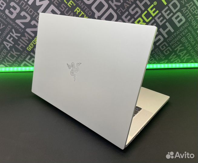 New Razer Blade 16 Miniled 4k 120Hz/240Hz RTX4080