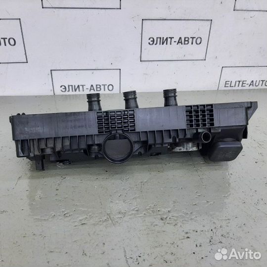 Крышка клапанная левая Bmw X5 E53 4.4 2004