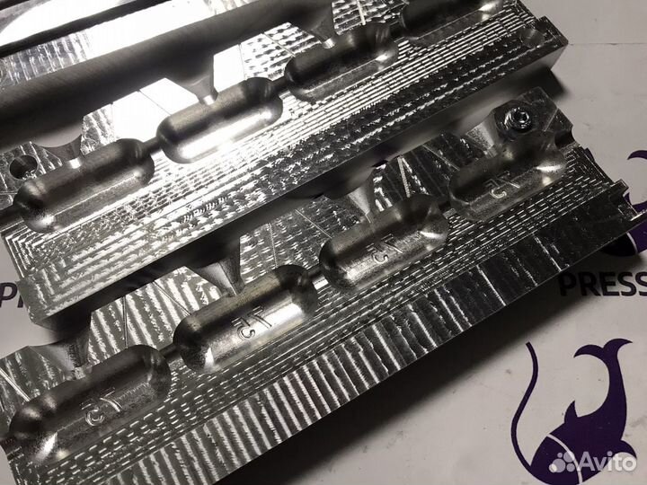 Форма чпу (оливки под сеть с отверстием и прорезью