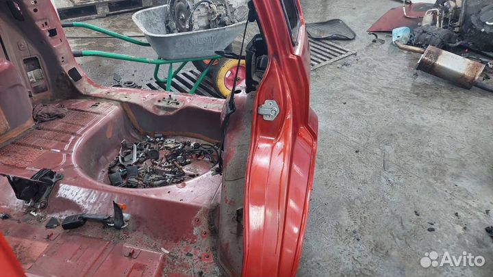 Крыло заднее левое Ford Fusion