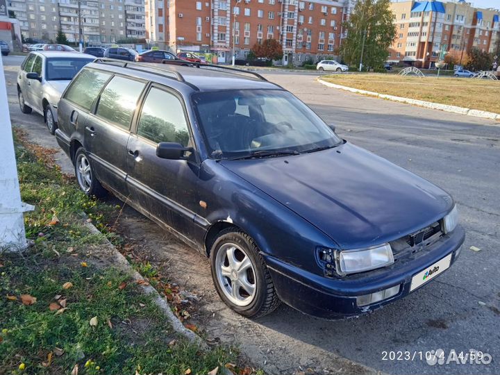 Volkswagen Passat 2.0 МТ, 1995, 250 000 км