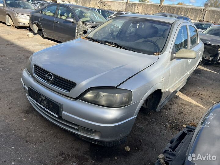 Opel Astra G 2003г 2.2tdi 5мкпп Элементы кузова