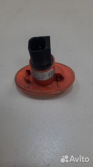 Повторитель указателя поворота в крыло Ford Edge