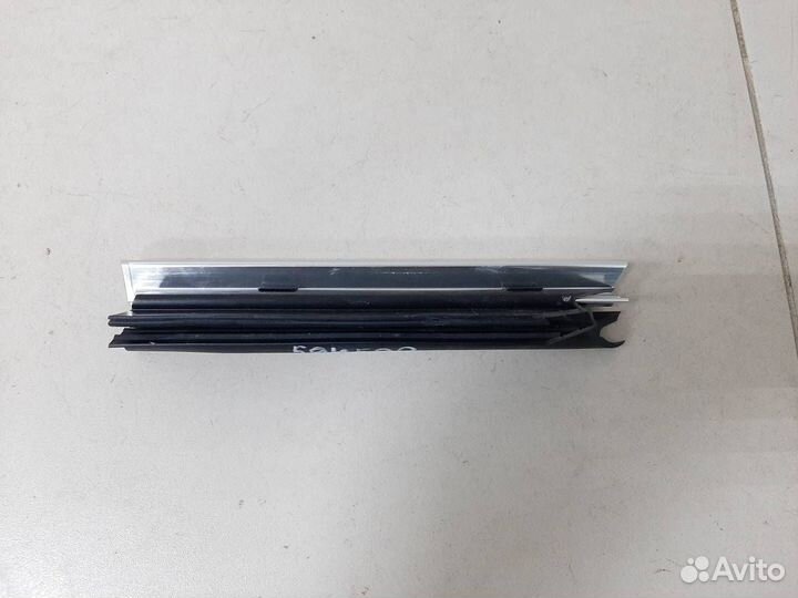 Уплотнитель стекла двери BMW 7-Series F01 2008-201